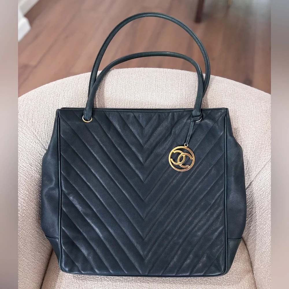 Authentic CHANEL Chevron leather V stitch oversized grand tote khaki green